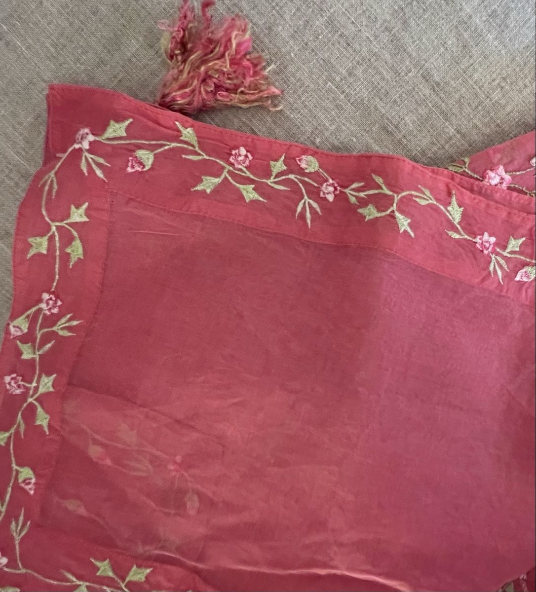 Altra biancheria da tavola: Belle nappe carrée organdi coton brodé fleurs 5 sets de tabl – Nuovo (secondo la descrizione) da Genève venduto da DELIRBEADS 5