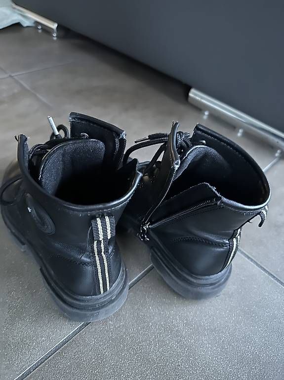 Schuhe für Mädchen: Bottes fille 30  – Gebraucht aus Renens VD von mary184 3