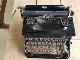 antike Schreibmaschine Royal Junior 1937 portable