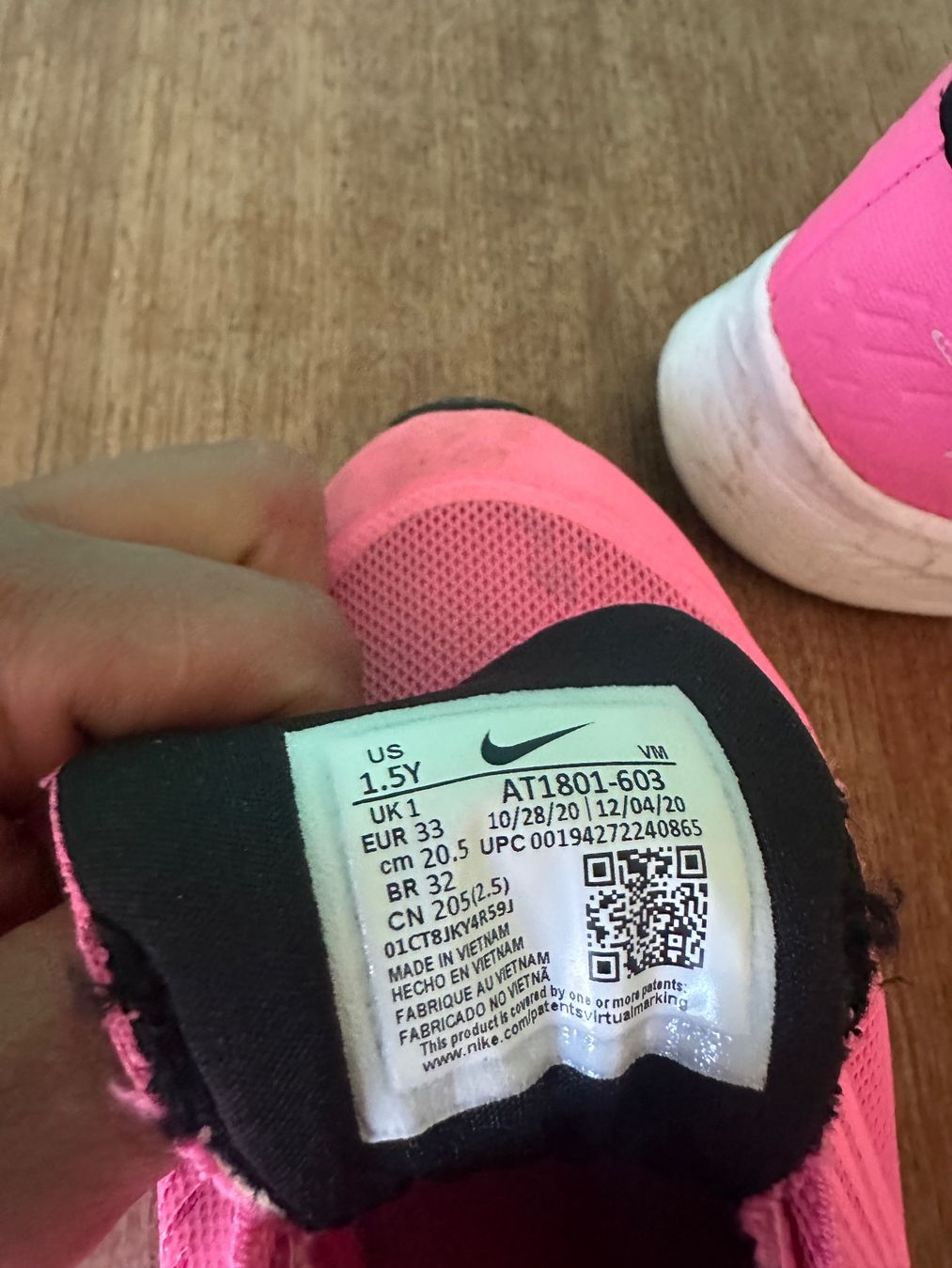 Nike Scarpe per ragazzi: Nike Mädchen Turnschuhe pink Gr. 33 – Usato da bern venduto da Bicicletas-80s-90s 4