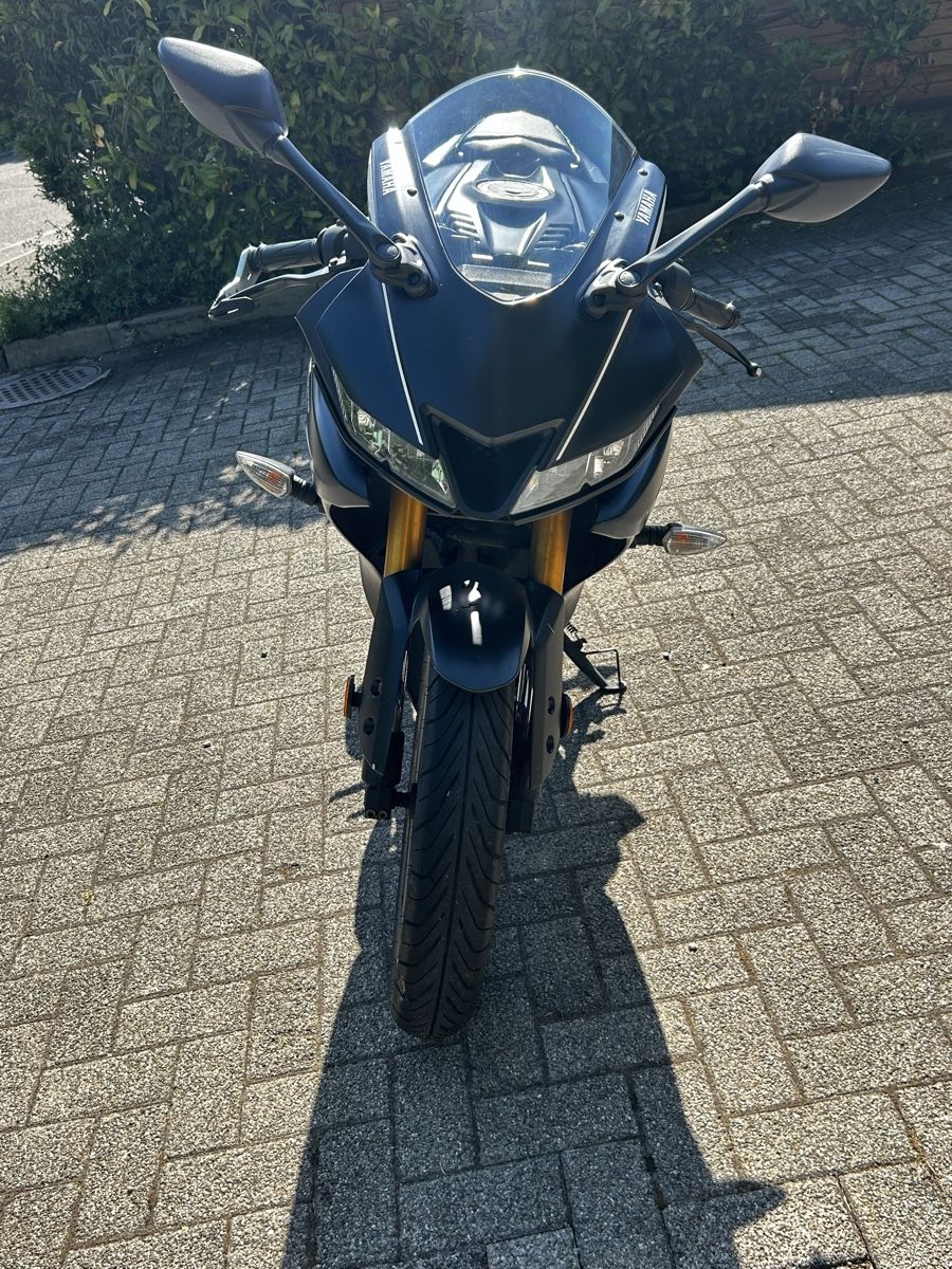 Yamaha Strada: Yamaha YZF125-A – Usato da Bottmingen venduto da lia_bb87 3
