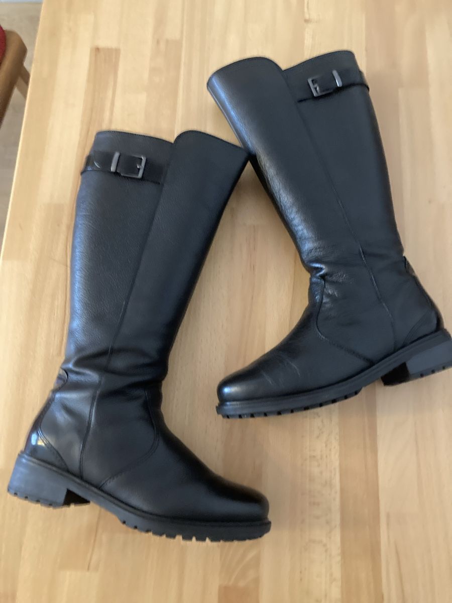 Scarpe da donna: Lederstiefel, Damen  – Usato da Fribourg venduto da ren_g8n9