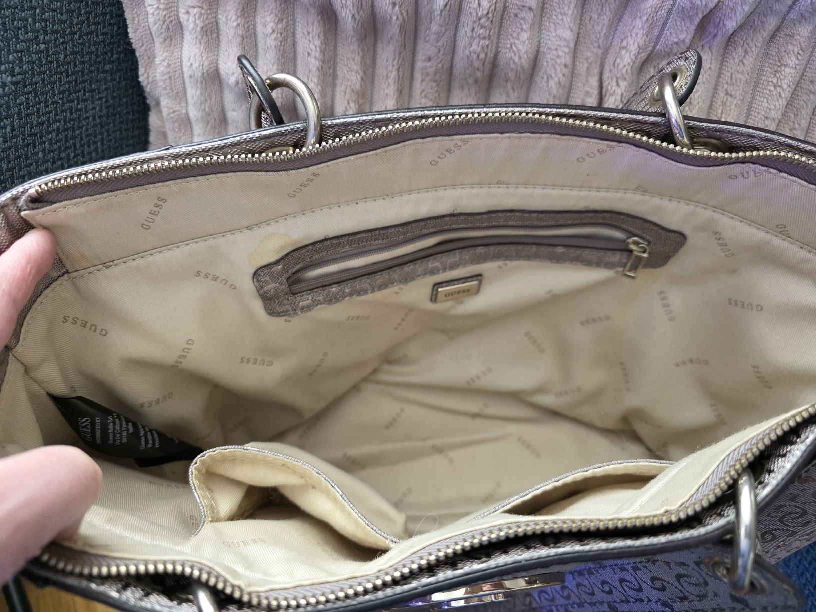 Guess Taschen für Damen: GUESS Tasche – Gebraucht aus Pratteln von bea_bxv5 5