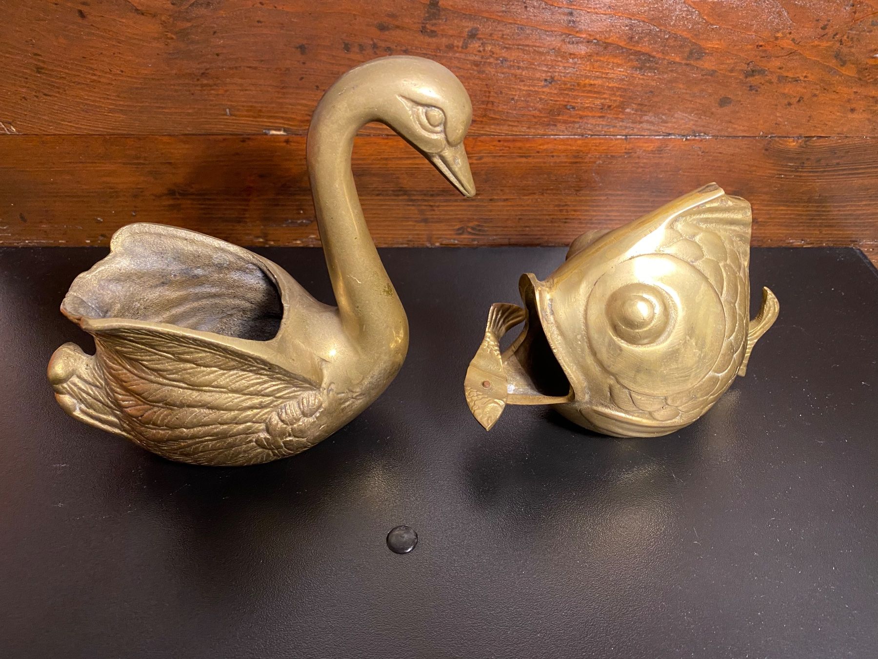 Statuette: Vintage Klassiker: Messing Schwan und Fisch – Usato da Rorbas venduto da tun_m7fz 1