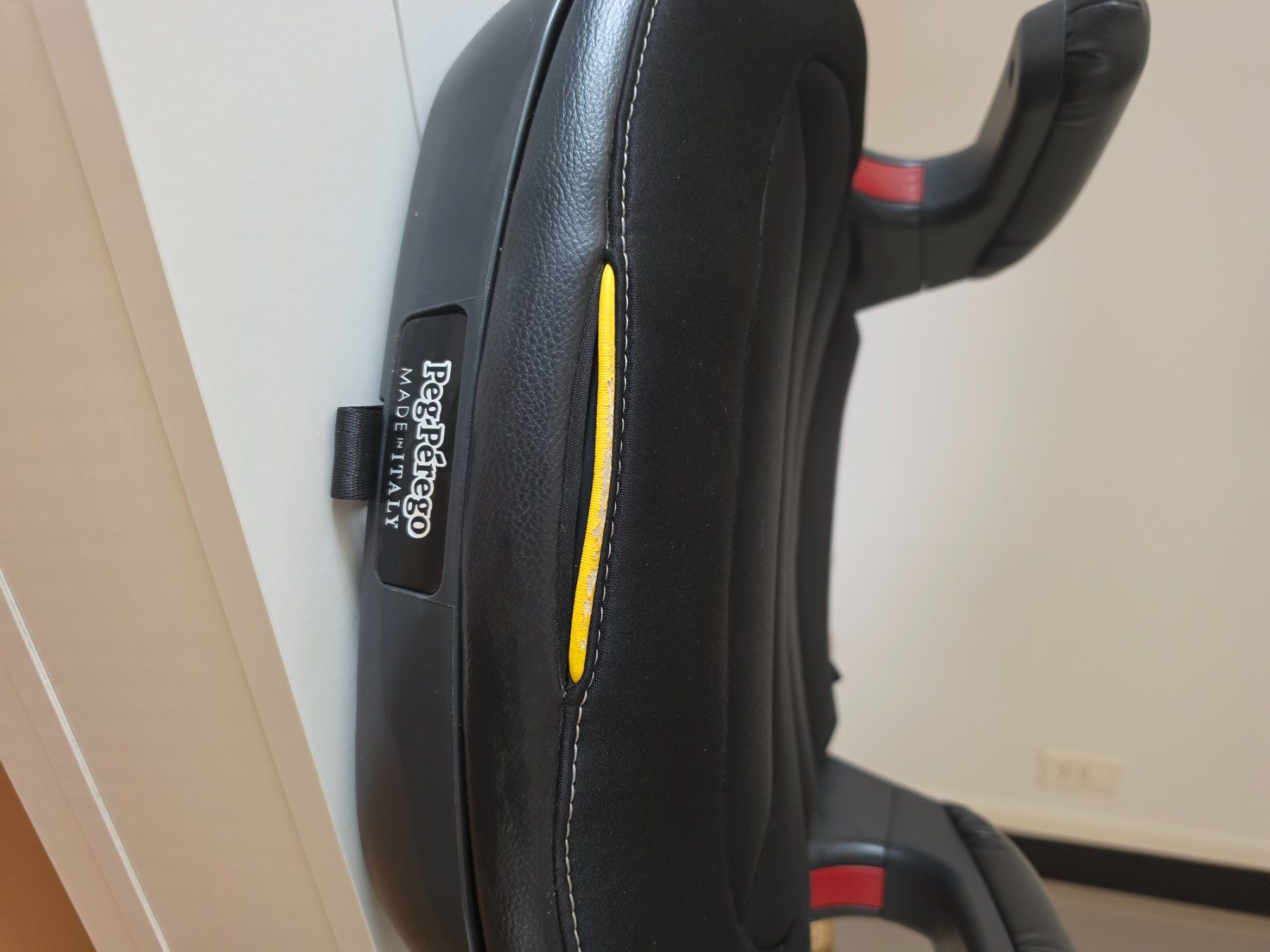 Peg Perego Seggiolini per auto: Kindersitz Peg Perego schwarz – Usato da Zürich venduto da hra_x8xf 2