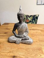 Buddha Figur sitzend