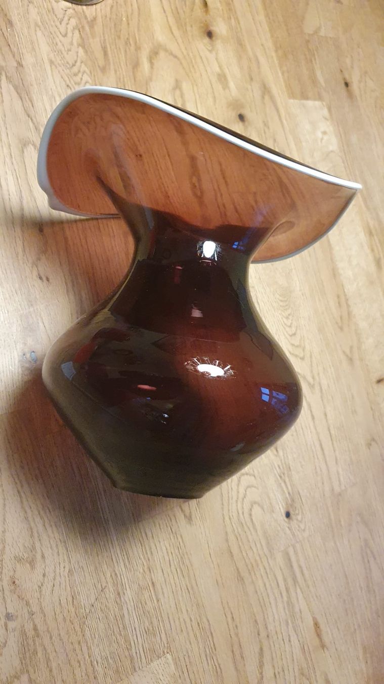 Vasen & Gefässe: Schöne violette Vase – Gebraucht aus Flawil von Naphtali 4