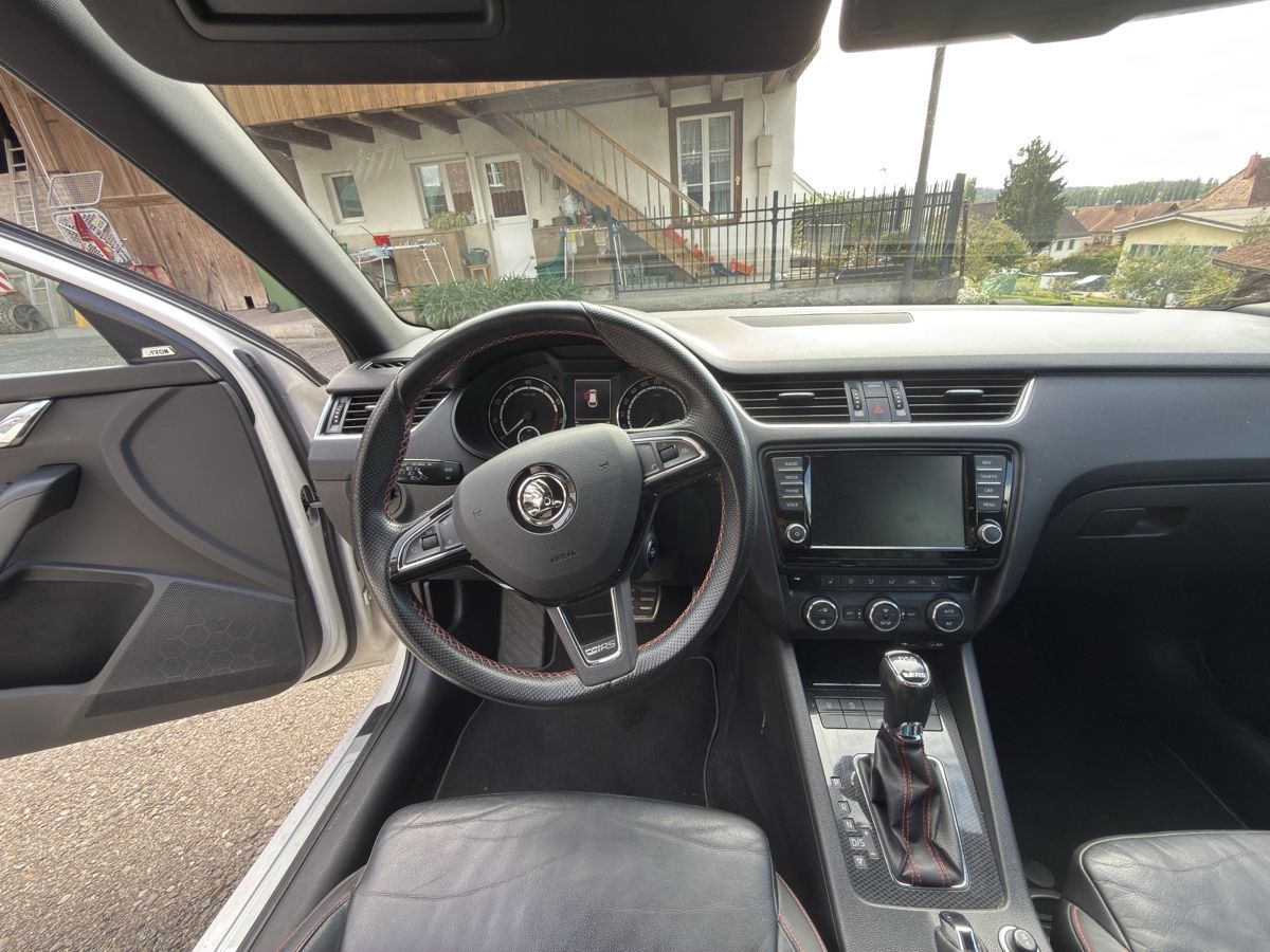 Skoda Autos: Skoda Octavia Combi RS – Defekt aus Dotzigen von BMW_e30_m3 9