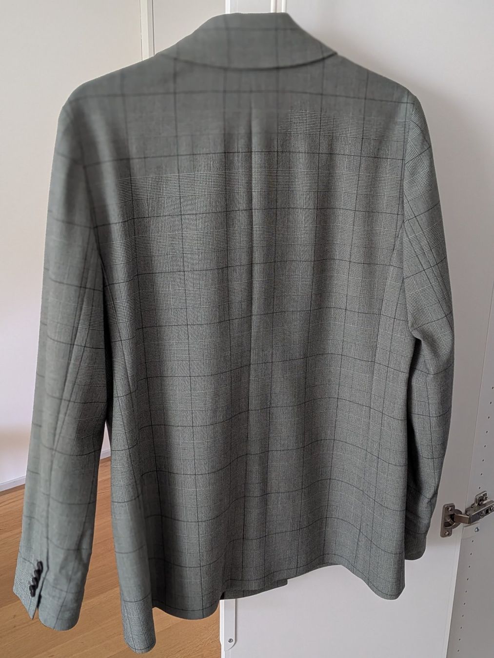 Calvin Klein Giacche: Calvin Klein oversize jacket 36 – Usato da Zürich venduto da lud_n77s 1