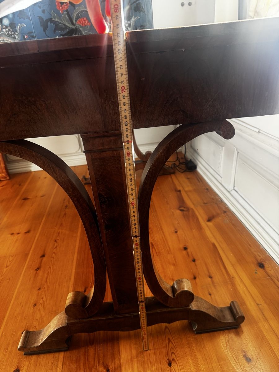 Scrivanie: A beautiful Biedermeier desk – Usato da Meilen venduto da yulechka 3
