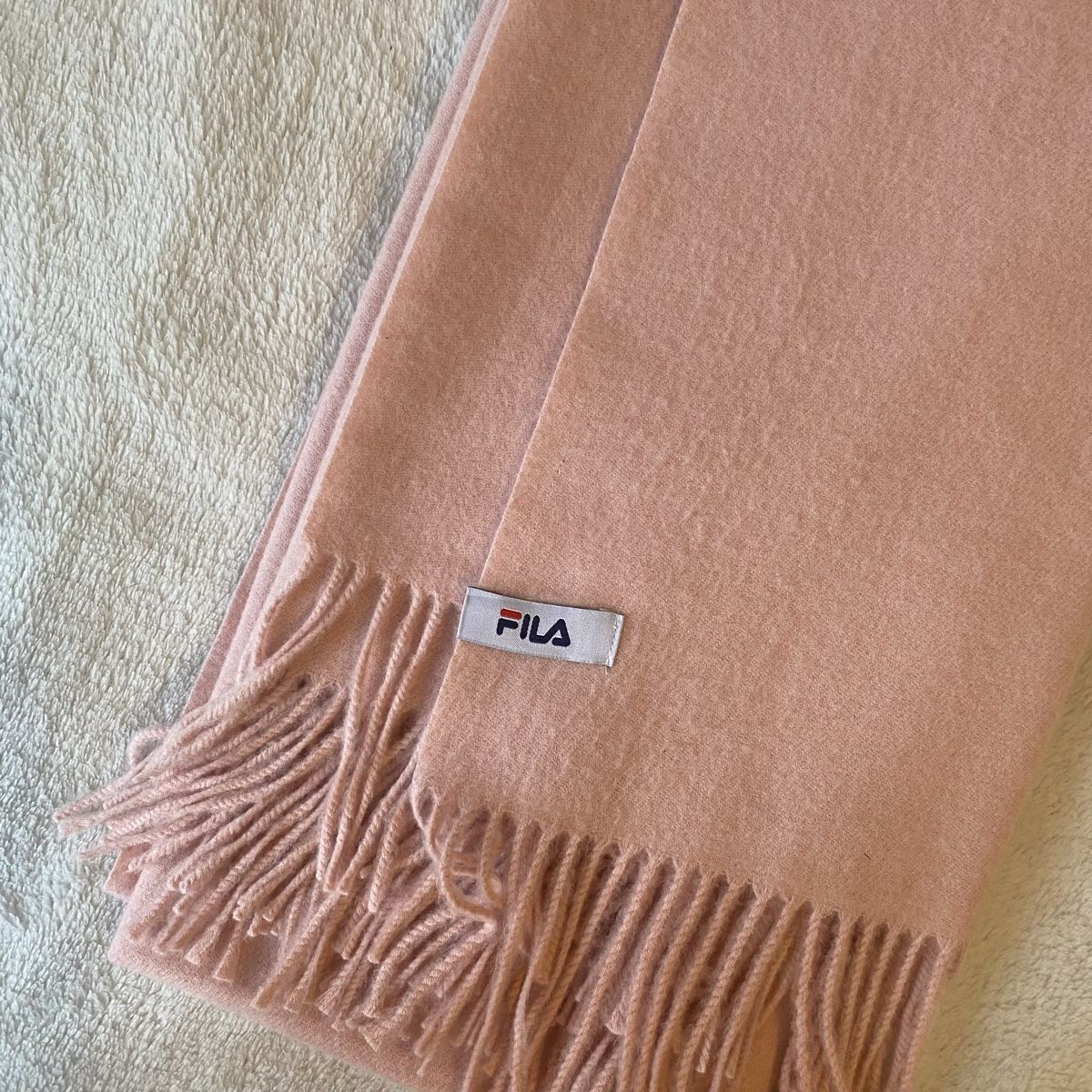 Foulard & Sciarpe: FILA Rosa XXL Schal NEU – Nuovo (secondo la descrizione) da Givisiez venduto da dor_xb9k 1
