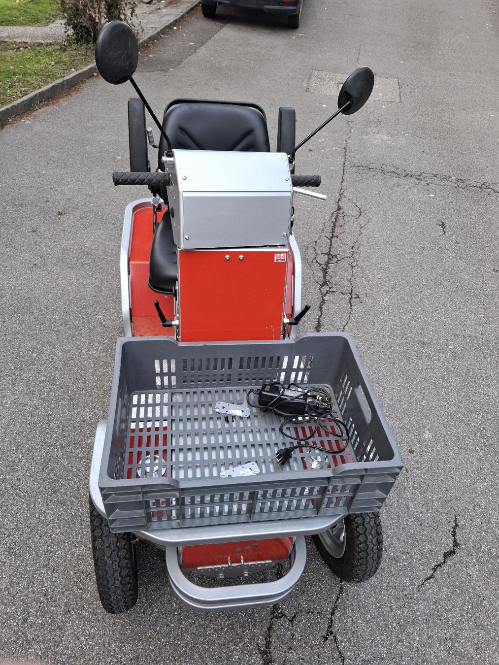 Elektromobile: Pony véhicule mobilité réduite – Neu (gemäss Beschreibung) aus Lausanne von kol_c8fm 7