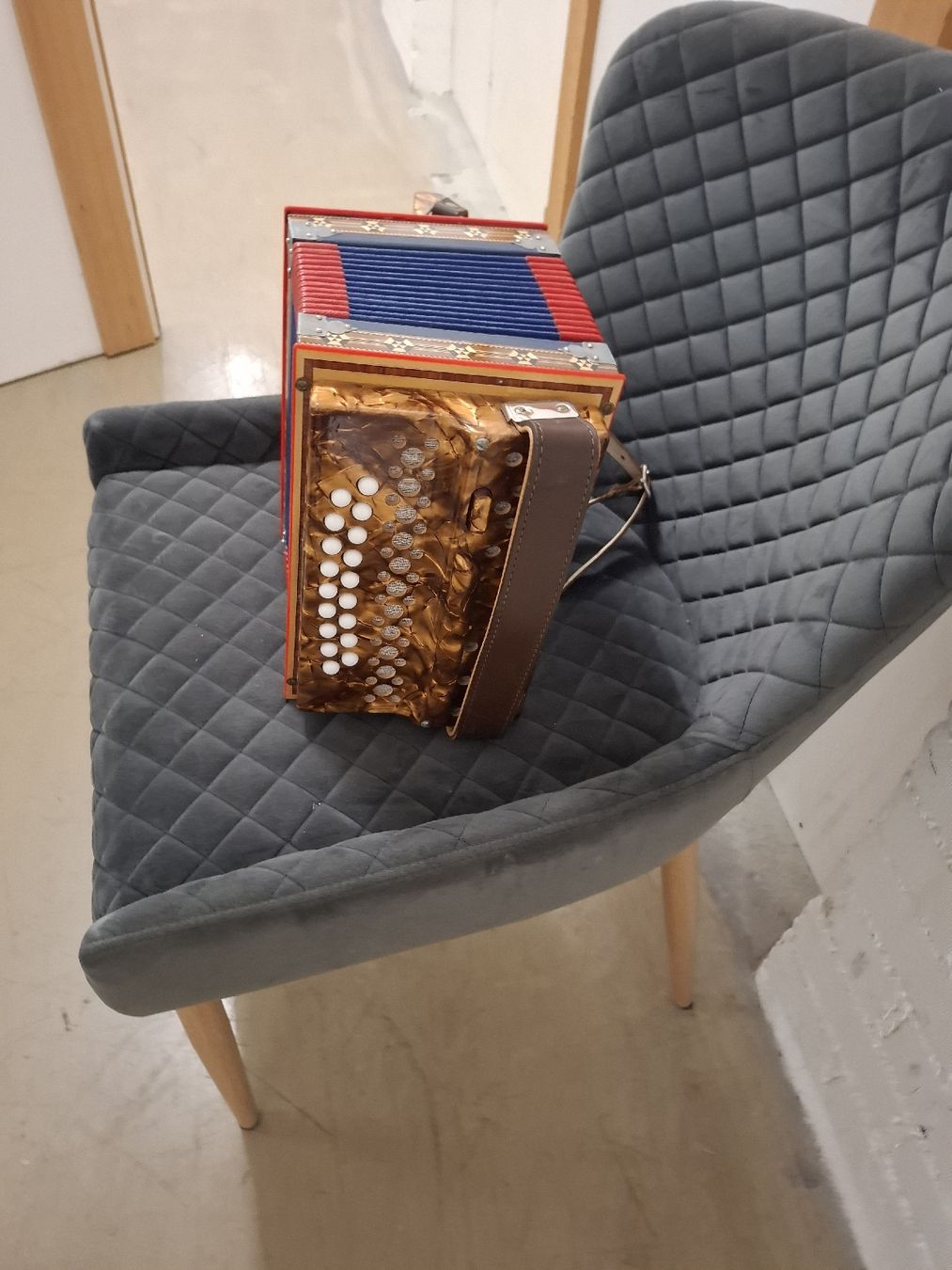 Eichhorn Strumenti musicali: 2 chörig Eichhorn orgeli – Usato da Villeneuve venduto da BibiVintage 6
