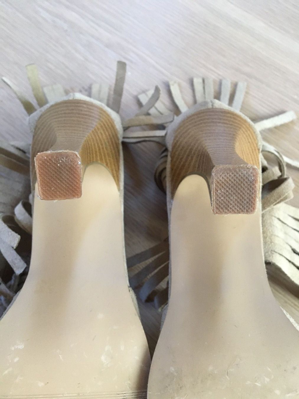 Scarpe da donna: Neue beige Wildlederpumps Grösse 36 – Nuovo (secondo la descrizione) da Winkel venduto da Flyhy2020 4