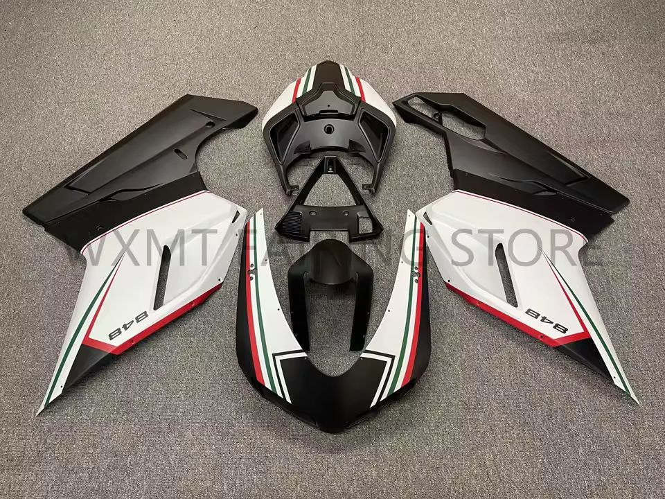 Ducati Tutti i ricambio per moto: Verkleidung Ducati 848 neu – Nuovo e nell'imballaggio originale da Zürich venduto da val_x2zn
