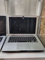 MacBook Air 13" (2013) con custodia  macOS High Sierra