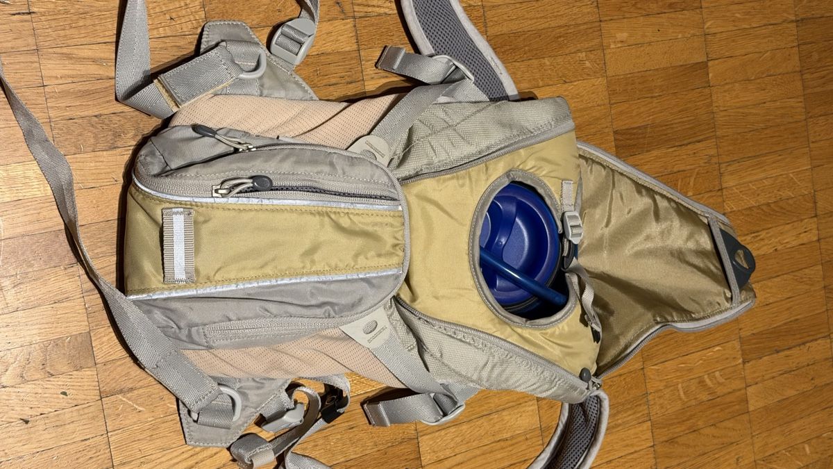 Camelbak Zaini: Camelback – Usato da Carouge GE venduto da qaliss22 2