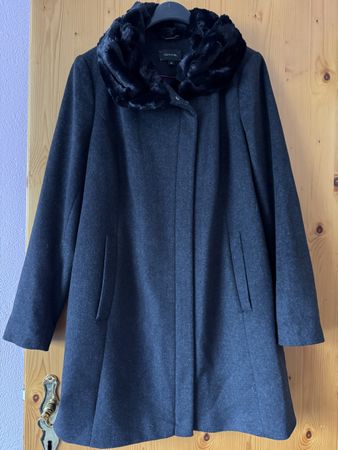 Comma, Wintermantel, Gr. 40, mit Kunstfellkragen