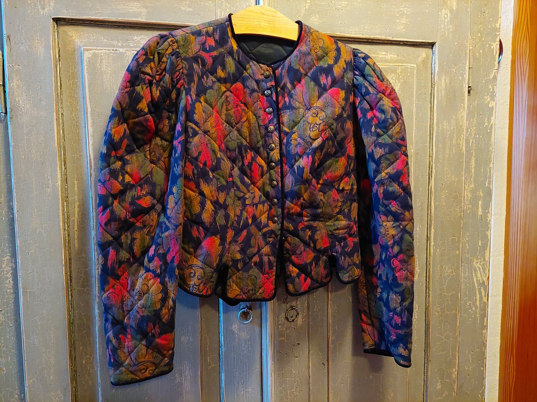 Jacken: Krüger Dirndl Berchtesgaden . Trachtenjacke 42 – Gebraucht aus Besenbüren von piculo