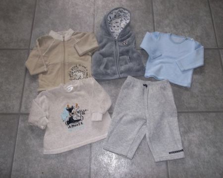 13 teilig Knaben Kinderkleiderpaket Grösse 62/68