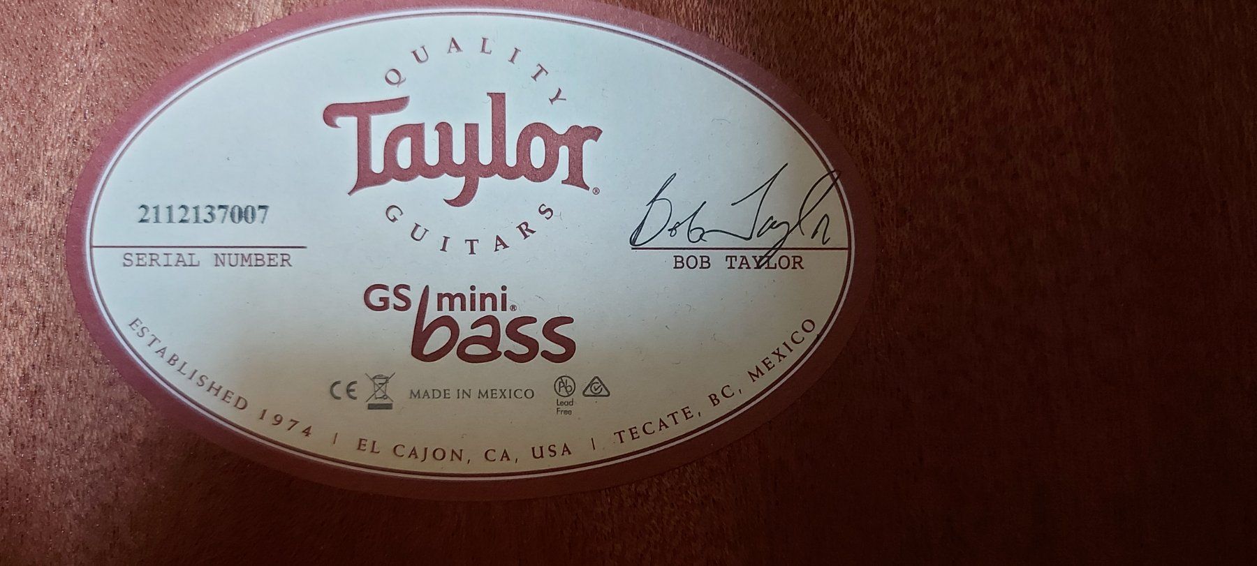 Taylor Strumenti musicali: Taylor GS Mini-e Electro Acoustic Bass, Natural – Nuovo (secondo la descrizione) da Glattbrugg venduto da Swissmusik 4