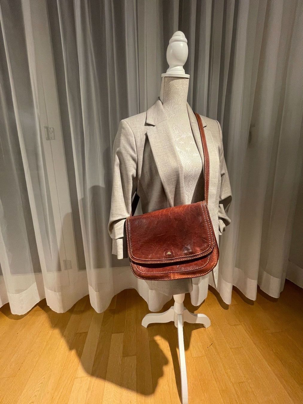 Sacs femmes: The Bridge Leder Tasche Umhänge – D'occasion à Basel par Elif2705