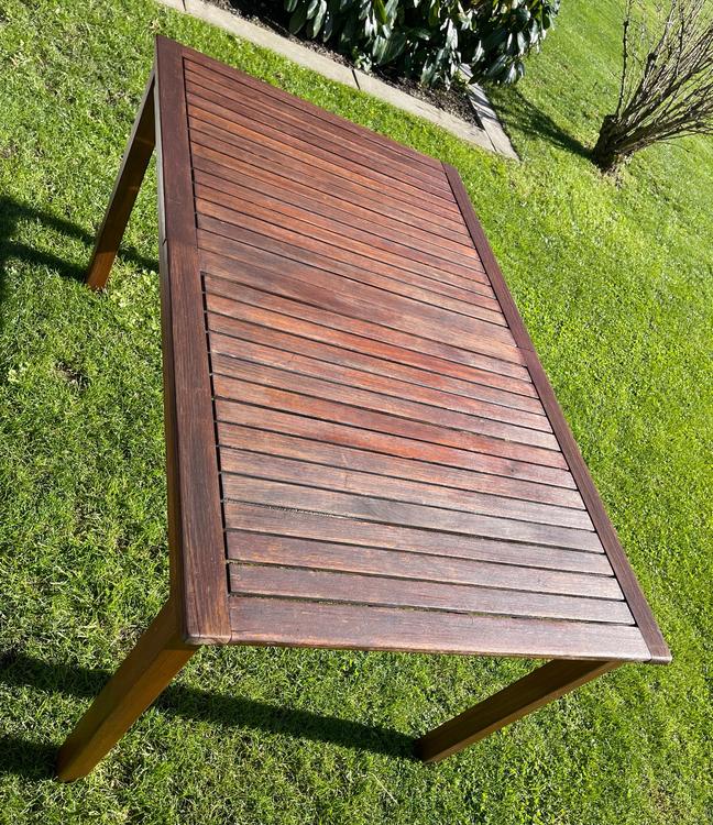 Gartentisch aus Holz ausziehbar von 150cm auf 210cm Kaufen auf Ricardo