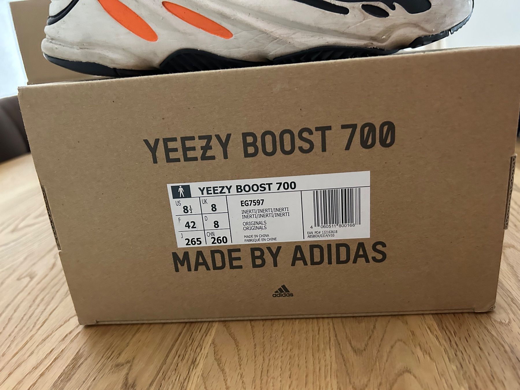 Adidas Herrenschuhe: adidas Yeezy Boost 700 Wave Runner – Gebraucht aus Neftenbach von Vespa796 2