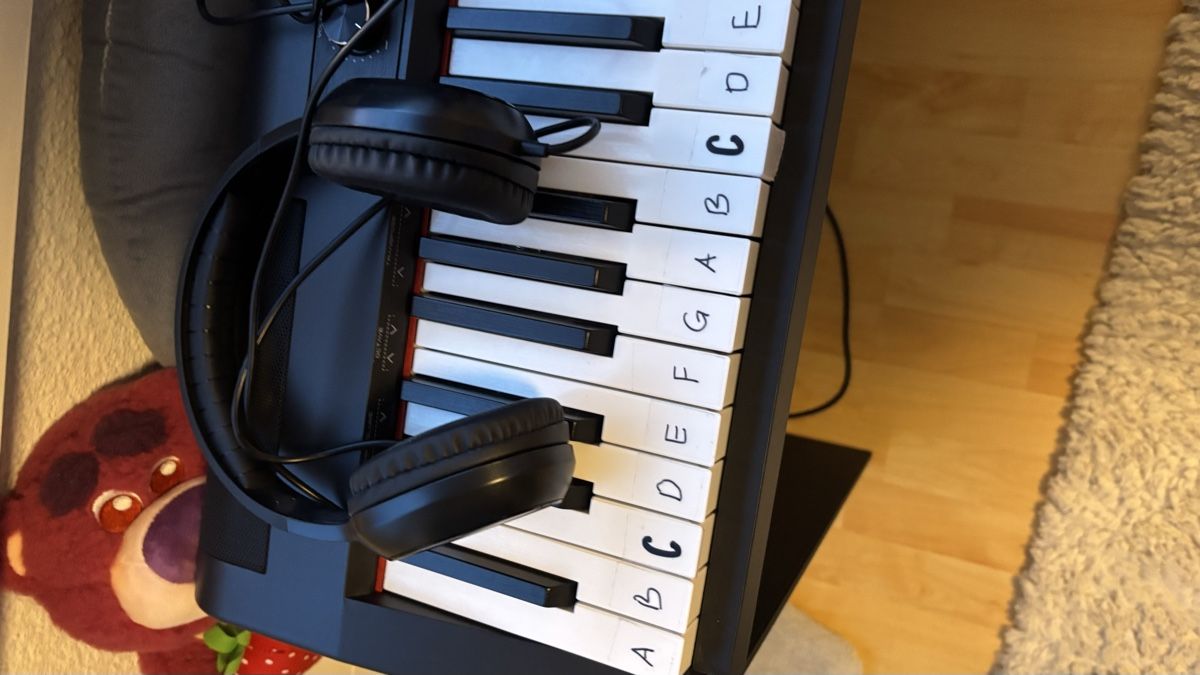 Instruments de musique: Piano – D'occasion à Aarberg par sof_zb5s 6