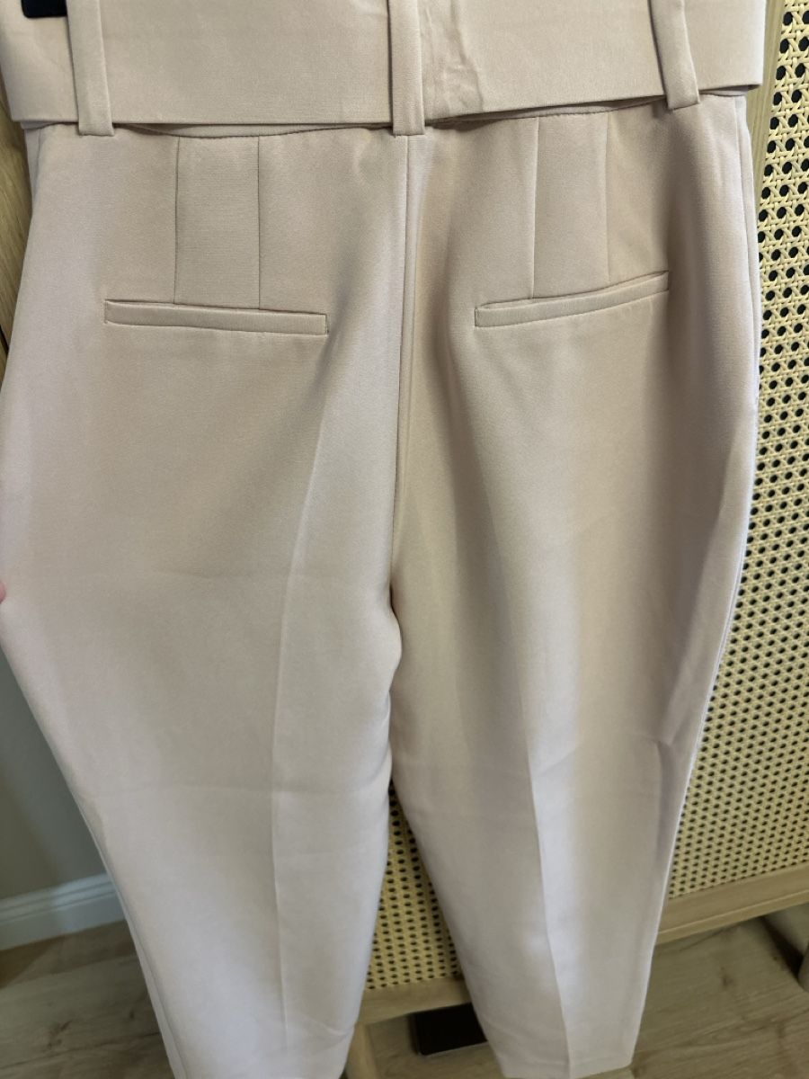 Zara Pantalons: Hose mit Gürtel Gr S – D'occasion à Volketswil par Sina008 4