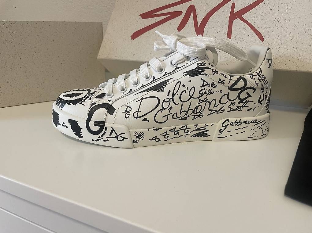 Dolce & Gabbana Herrenschuhe: Original Dolce & Gabbana Graffiti Sneaker  Gr. 38 – Gebraucht aus Glis von SabrinaXA 1