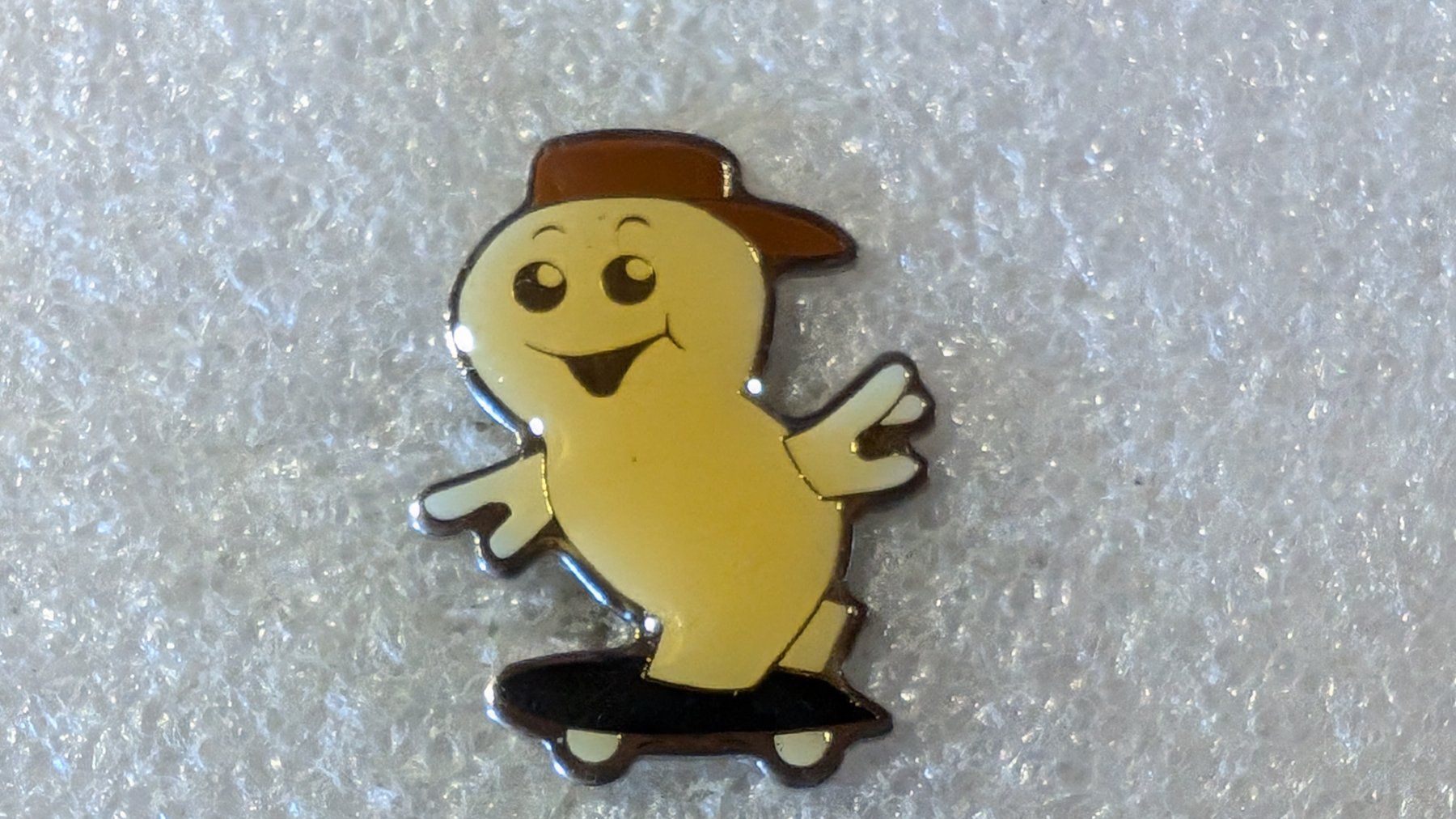 Placchette & Badge: Ansteckpin 225: Maga Bio – Usato da Oppligen venduto da Pin-Fall-Shop
