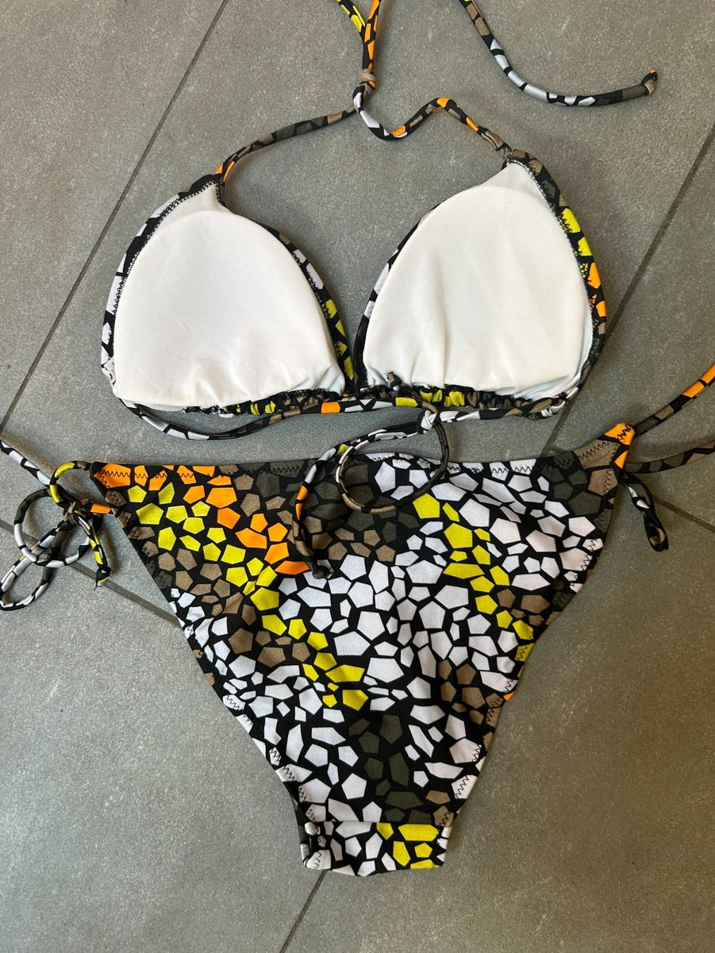 Badekleider & Bikinis: Schöner Bikini in Grösse 38 – Neu (gemäss Beschreibung) aus Iseltwald von Waldisch 1