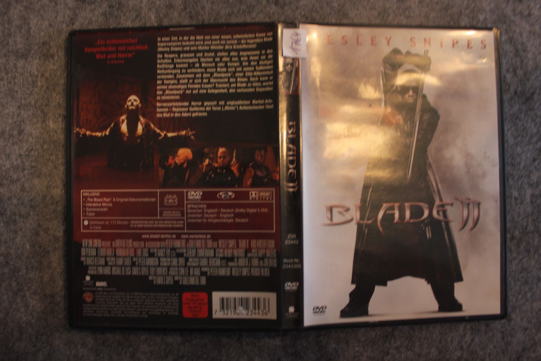 Alle DVDs: BLADE 2 Ein actionreicher Vampirjäger mit Wesley Snipes 1764 – Gebraucht aus Geroldswil von Schlumpfine1973