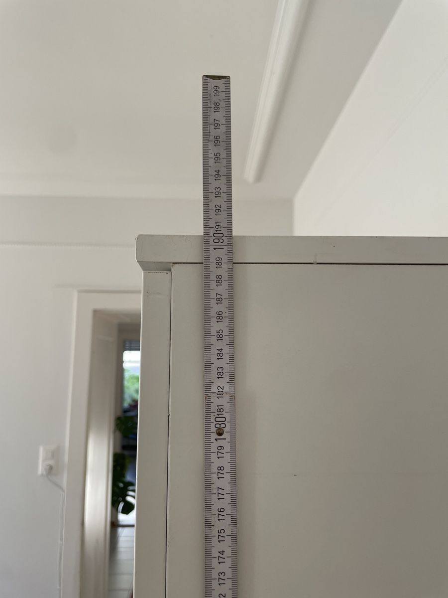 Ikea Guardaroba: Kleiderschrank  – Usato da Zürich venduto da bar_96nx 5