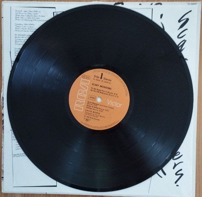 Dischi in vinile: Scary Monsters von David Bowie – Usato da Eglisau venduto da bla_sv7q 6