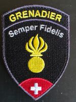 Grenadier Schwarz Abzeichen neu mit Klett