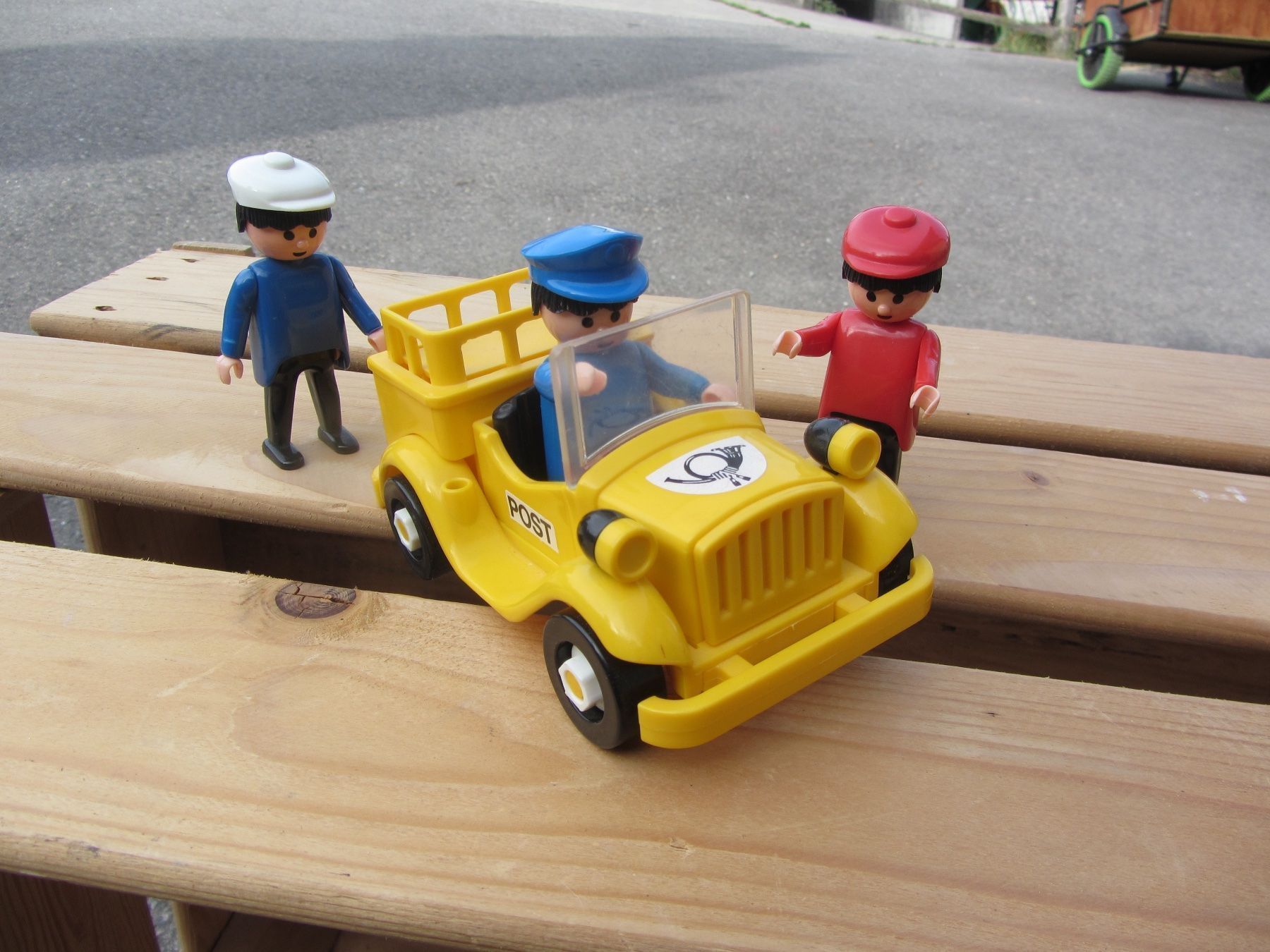 Playmobil Giocattoli: Playmobil véhicule postal – Usato da Sergey venduto da Mascotte00