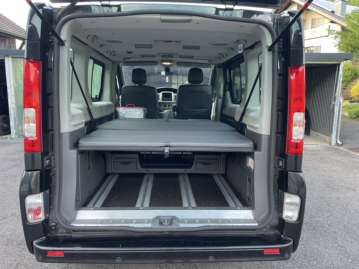 Renault Veicoli da campeggio: Renault Trafic Generation 2.0 dCi 115 Evado – Usato da Erschwil venduto da Jerosso 4