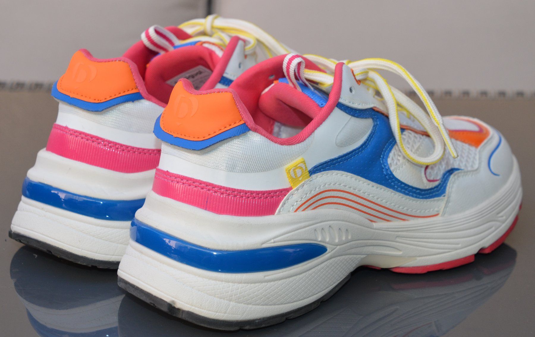 Desigual Scarpe da uomo: Sneakers Desigual .36 – Nuovo e nell'imballaggio originale da Collonges venduto da arashee 7
