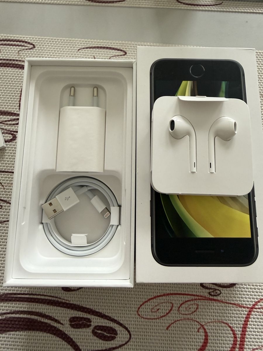 Apple Telefoni cellulari / Smartphones: Apple IPhone SE 2021 – Usato da Chur venduto da pau_vv7k 5