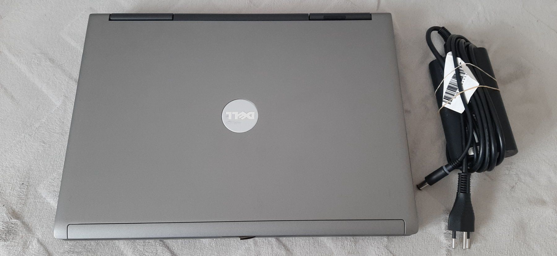 Dell Latitude D830 Windows XP & OFFICE 2007, Serial - RS-232 (Gebraucht ...