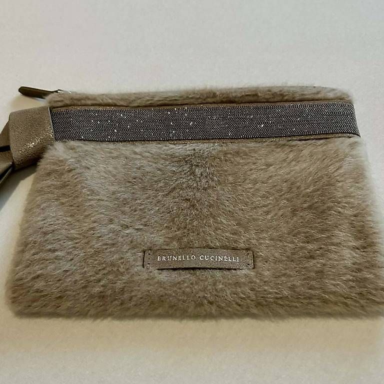 Borse da donna: Brunello Cucinelli Shearling Pouch mit Monili-Details  – Usato da Emmetten venduto da kel_982x 1