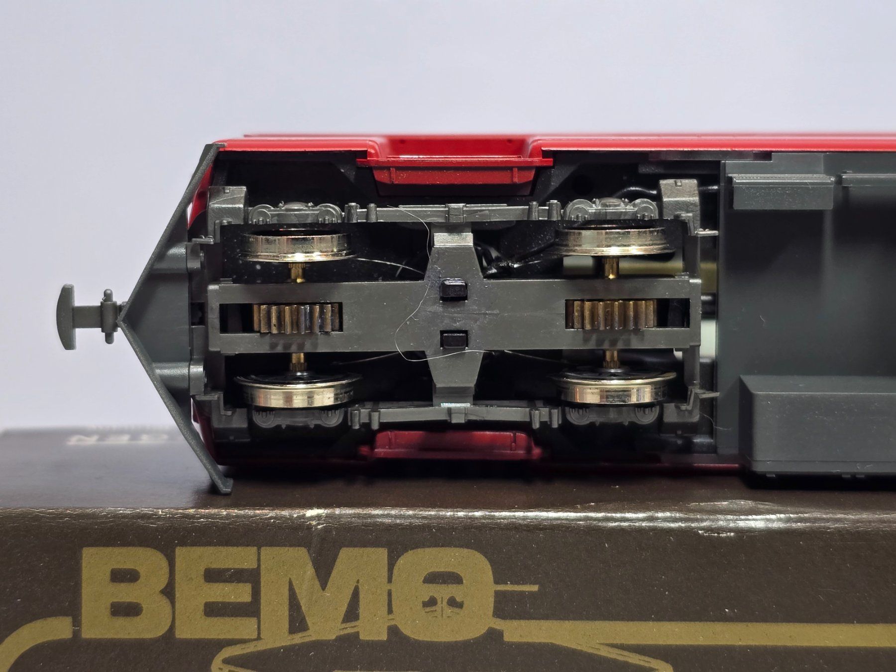 Bemo Modellini di ferrovie: Bemo, 1265111, RhB, ABe 4/4 501, Triebwagen, Analog, Vitrine – Usato da Kloten venduto da Nicola2 9