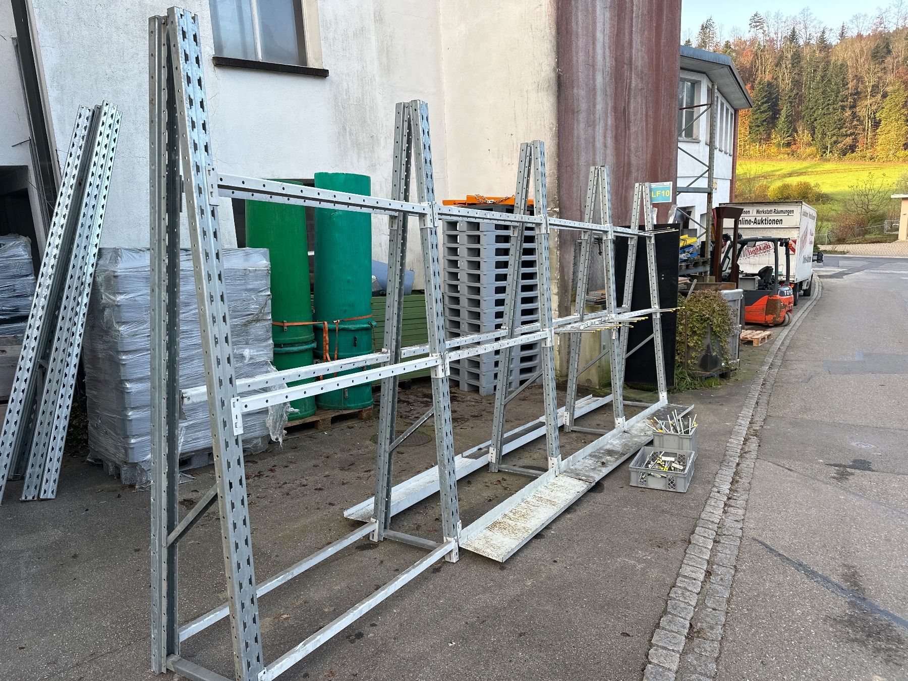 Scaffali: Profi Vertikal Lang Materialregal 595x60x250cm – Usato da Necker venduto da liq24