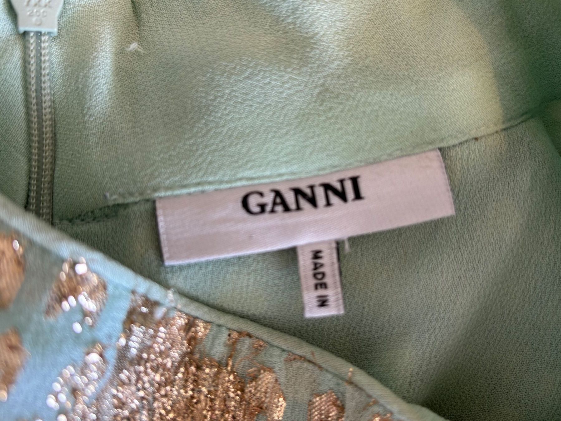 Ganni Tops: GANNI Top mit Glitzer Gr. L – Gebraucht aus Zürich von missmodernage 5