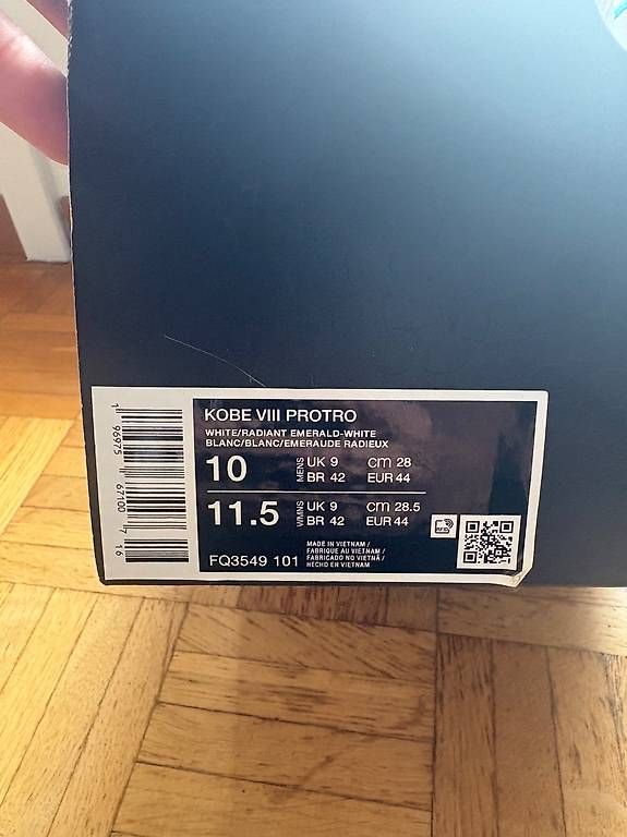 Scarpe da uomo: Kobe 8  – Usato da Neuchâtel venduto da nxt_yx7v 3