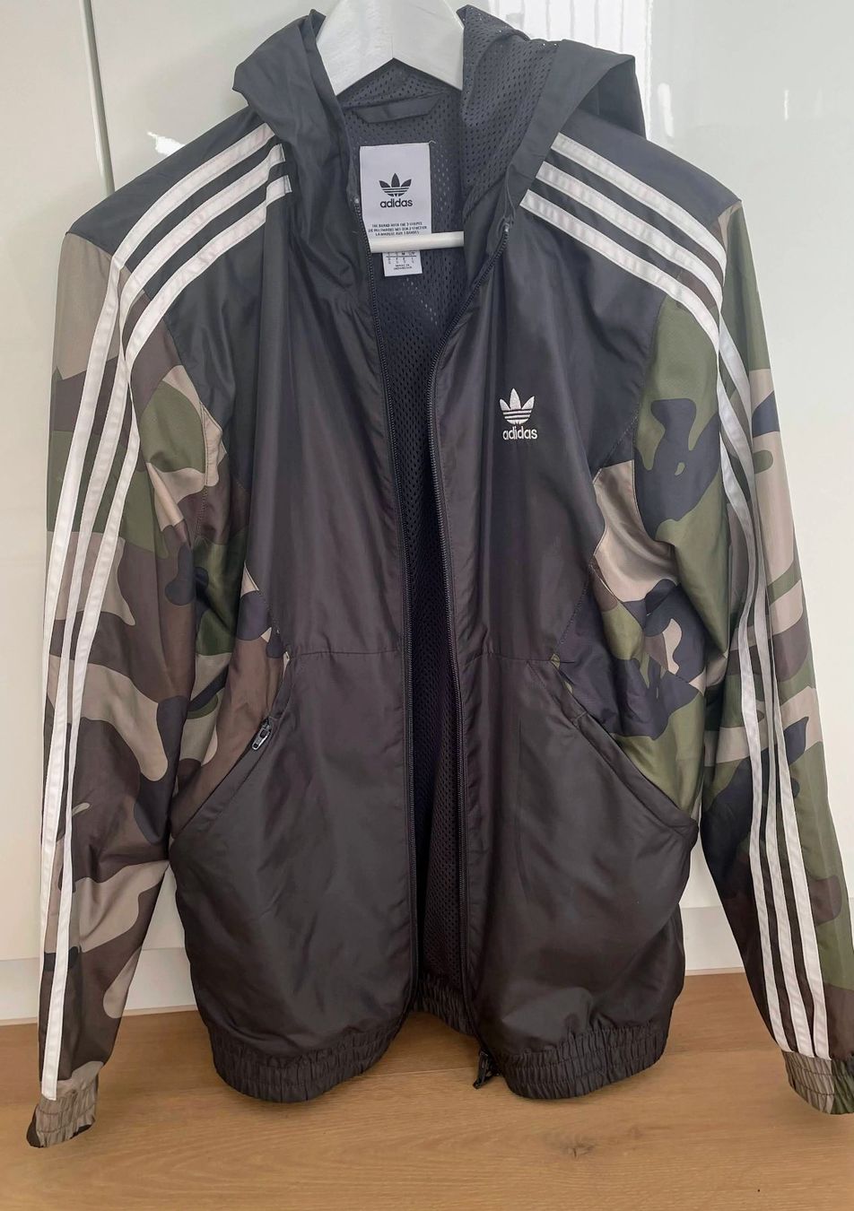 Adidas Giacche: Original Adidas Trainingsjacke Herren S – Usato da Urdorf venduto da RegulaRo