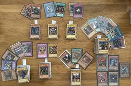 Grosse Yu-Gi-Oh Sammlung aus dem Jahr 2004