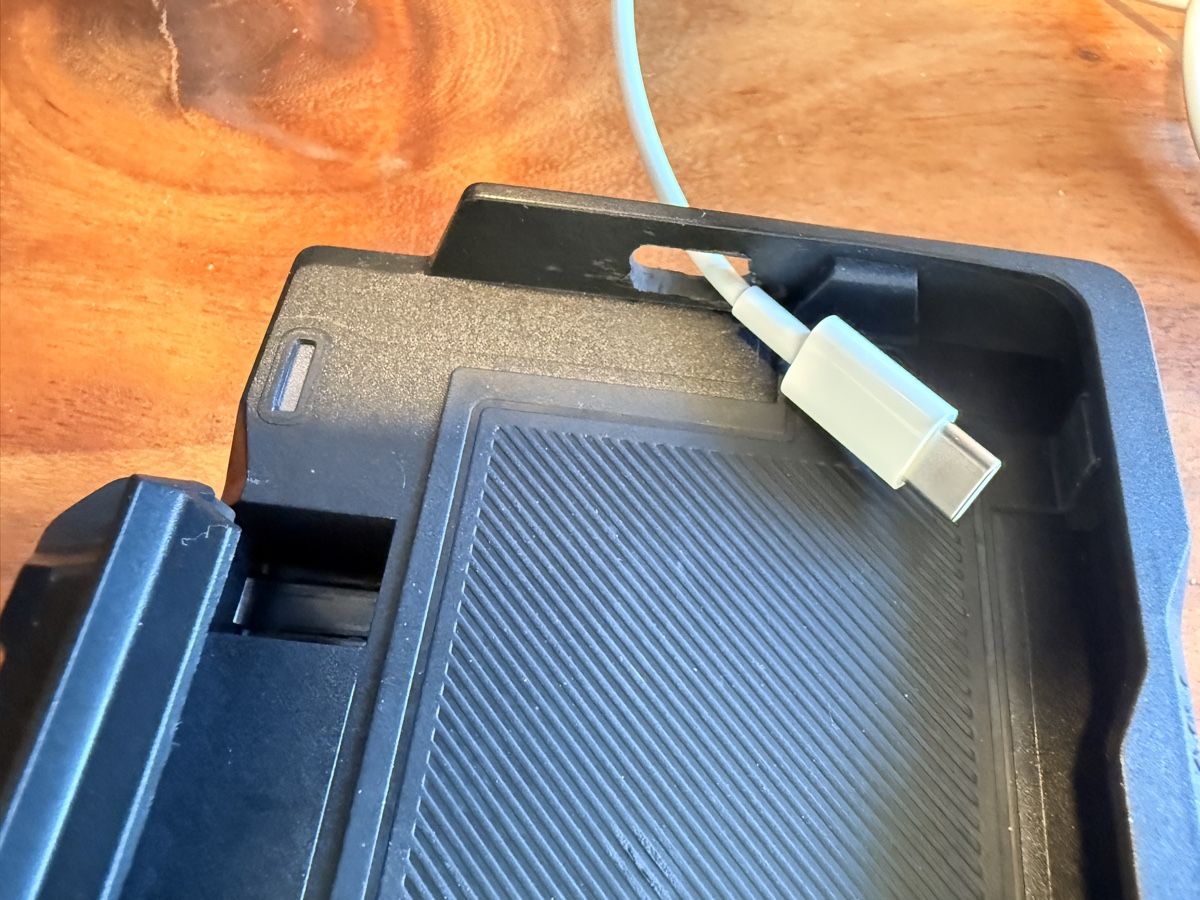 Staffe: BMW MOTORRAD CONNECTED RIDE CRADLE – Usato da Turgi venduto da chboyy 1